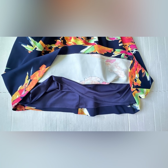 Vince Camuto Floral Dress‎ 8 - Picture 6 of 8